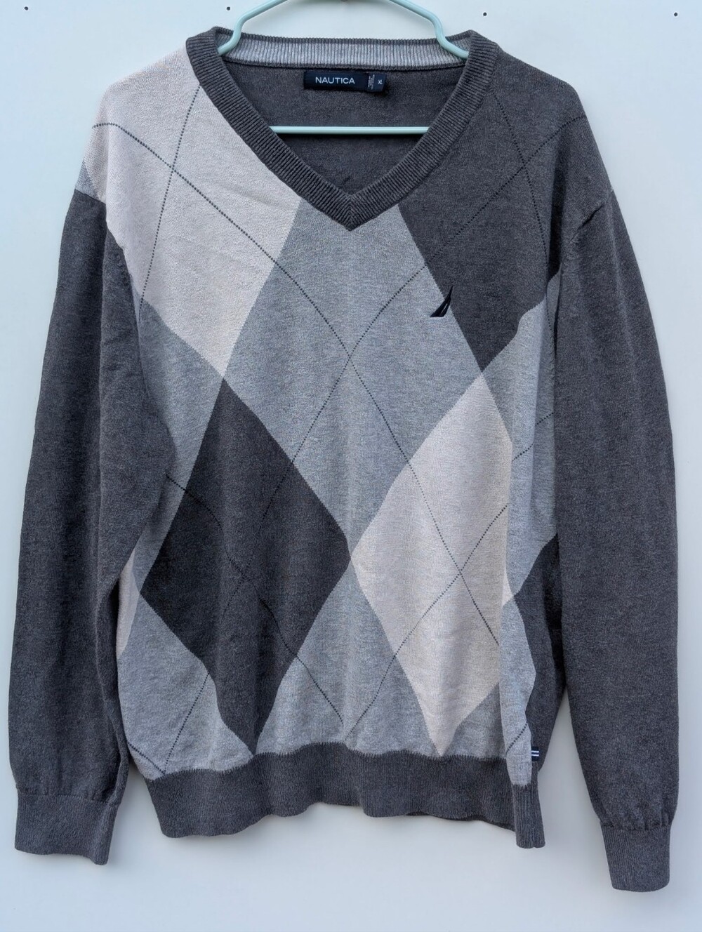 Nautica Men's XL Argyle V-Neck Sweater Gray Knit Pullover Long Sleeve Cotton